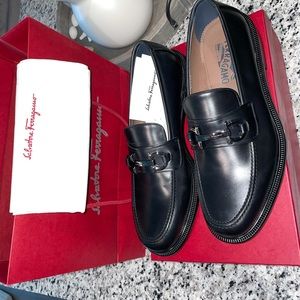 Salvatore Ferragamo 10 1/2 EE Loafer